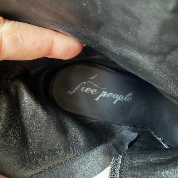 Free People Black Barclay Leather Western Ankle Booties Size 38 - Picture 8 of 10